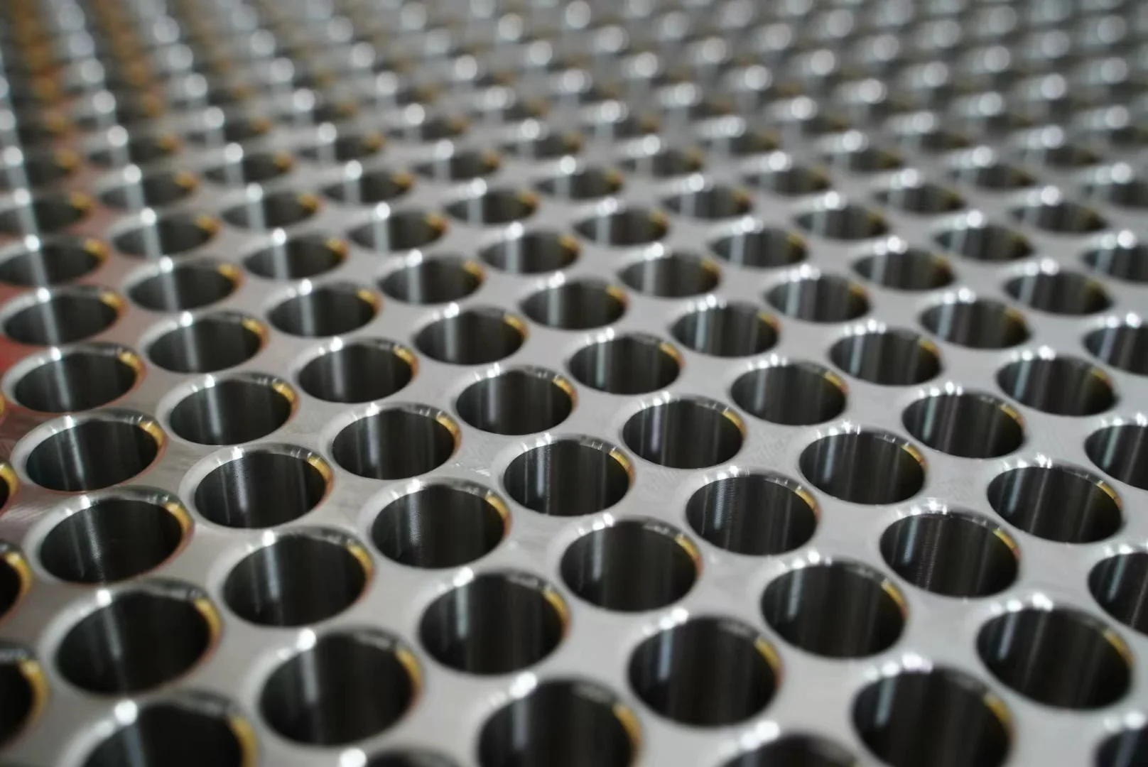 Jinying workshop reference: Hastelloy Tubesheets